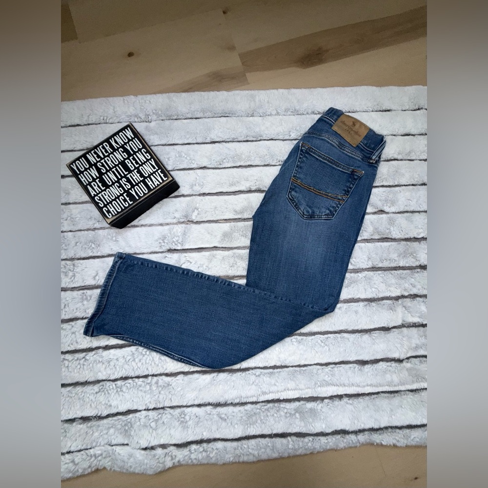 Abercrombie & Fitch Blue Straight Leg Jeans - Picture 1 of 2